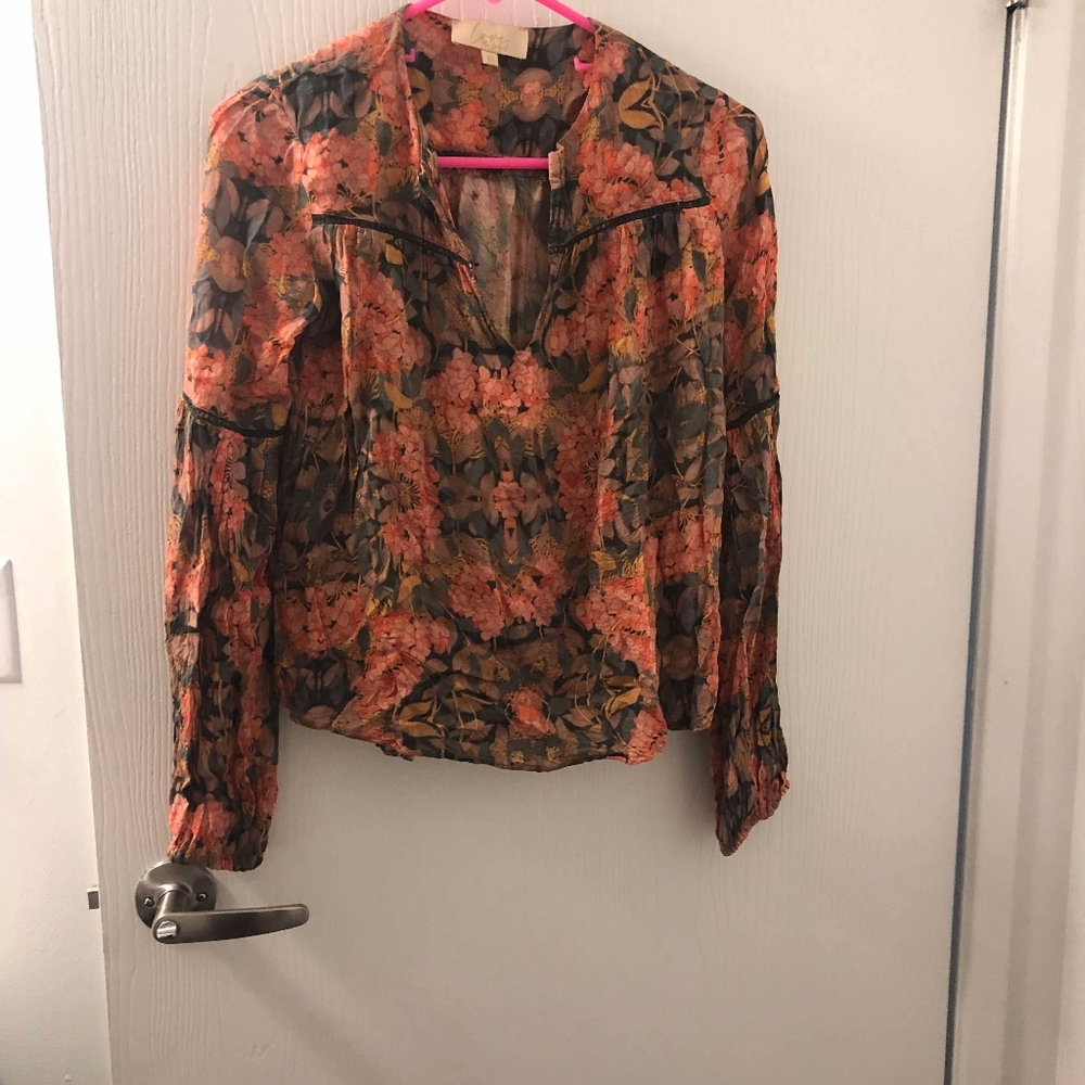 Love That Label Anthropologie Floral Blouse Sz XS